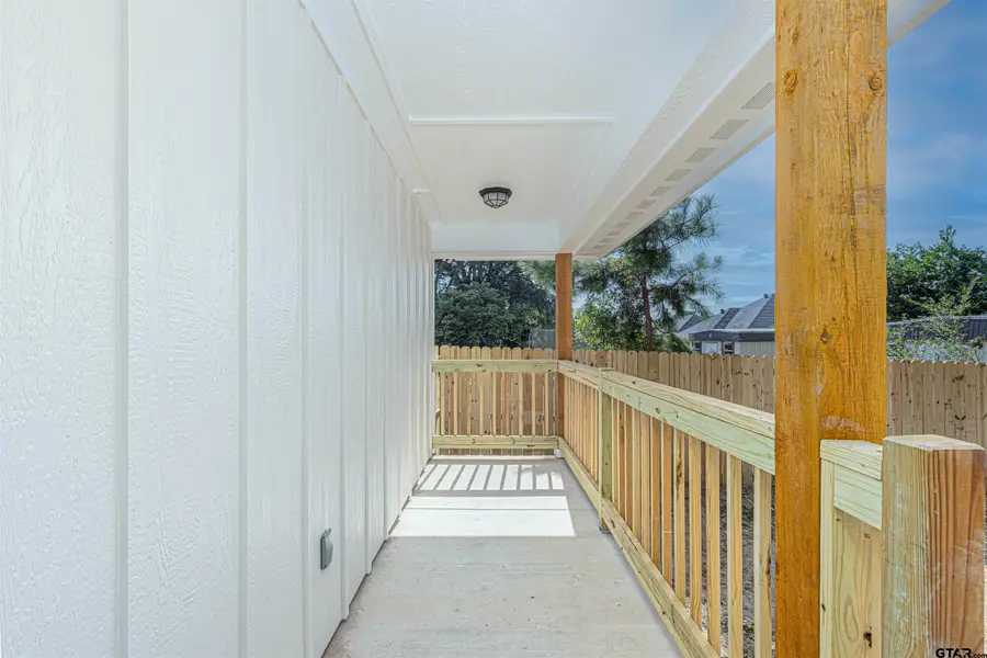 234 Elm St, Winona, TX 75792 - #3