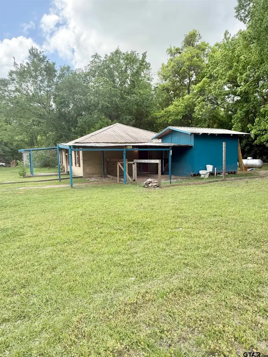 743 N Moody, Oakwood, TX 75855 - #3