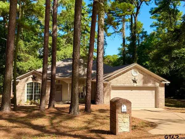 18221 Highmeadow Circle, Flint, TX 75762