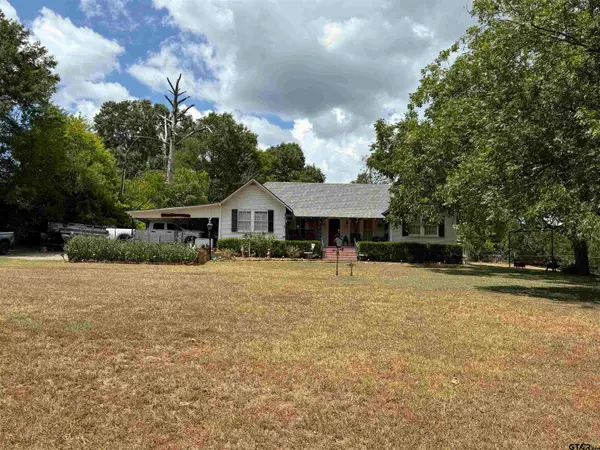 612 Myrtle Dr, Jacksonville, TX 75766