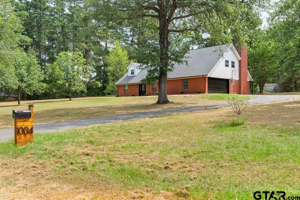 1004 Sunset, Daingerfield, TX 75638 - #1