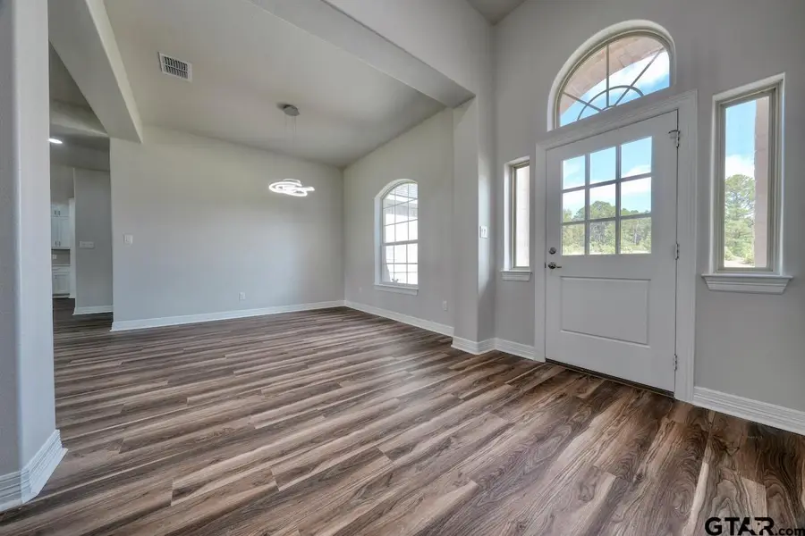 1616 Courtland Ln, Lindale, TX 75771 - #3