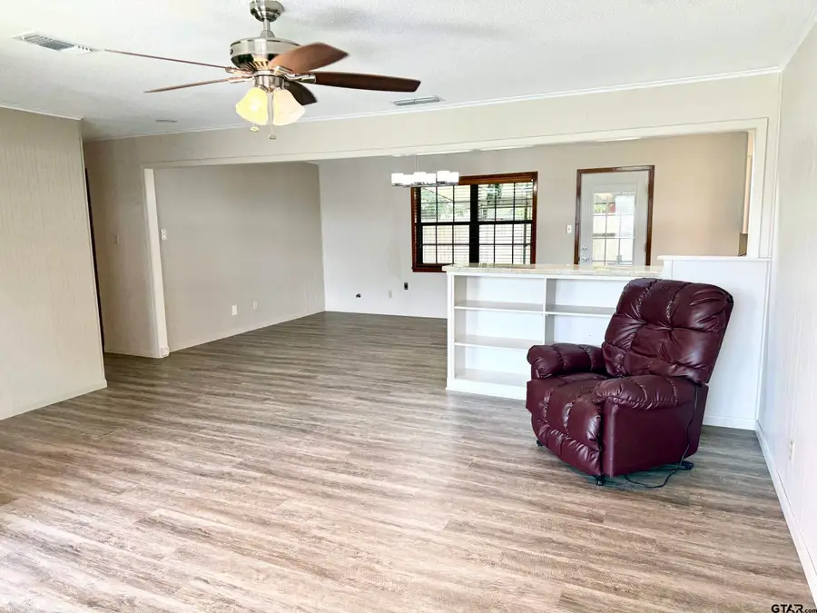 110 Glenview, Crockett, TX 75835 - #3