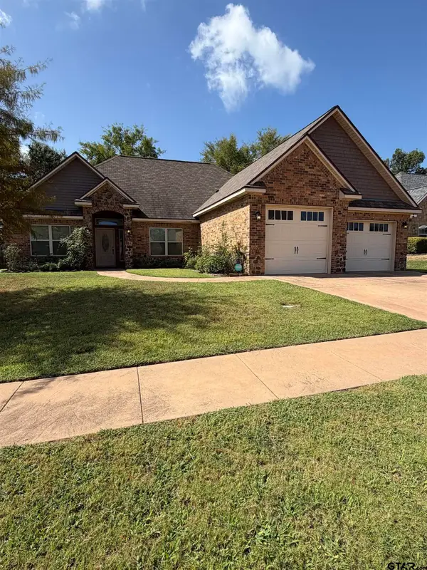 696 Linus Lane, Lindale, TX 75771