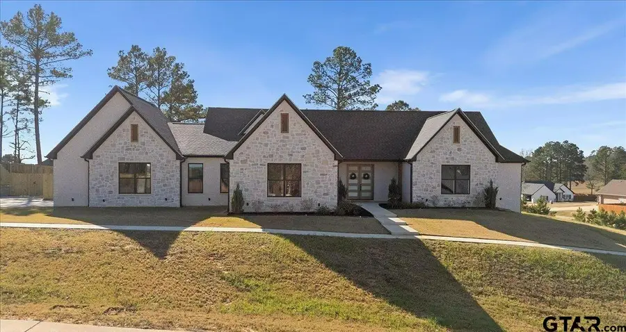 12181 Oak Grove Dr., Tyler, TX 75706 - #2