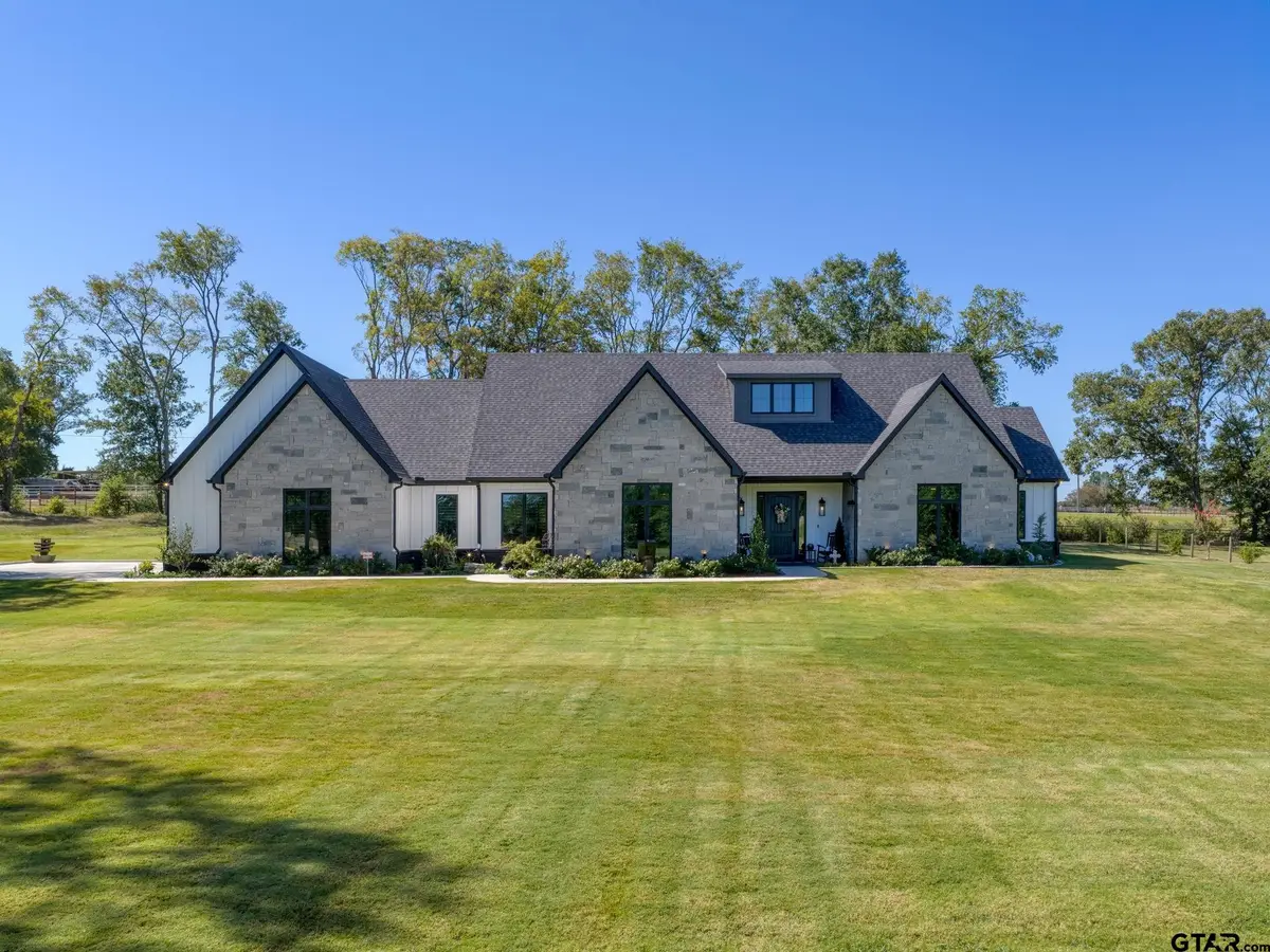 13121 Deer Haven Rd, Tyler, TX 75703 - #1