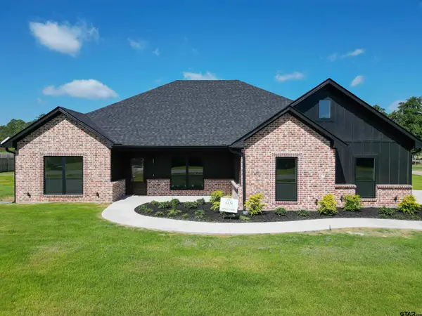 138 Cr 2461, Mineola, TX 75773