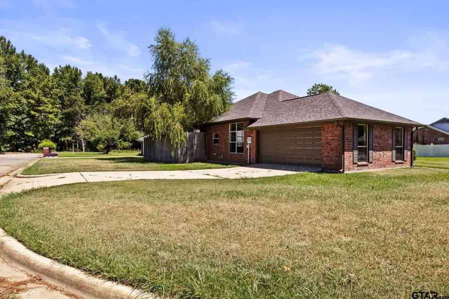 307 Bob White, Pittsburg, TX 75686 - #2