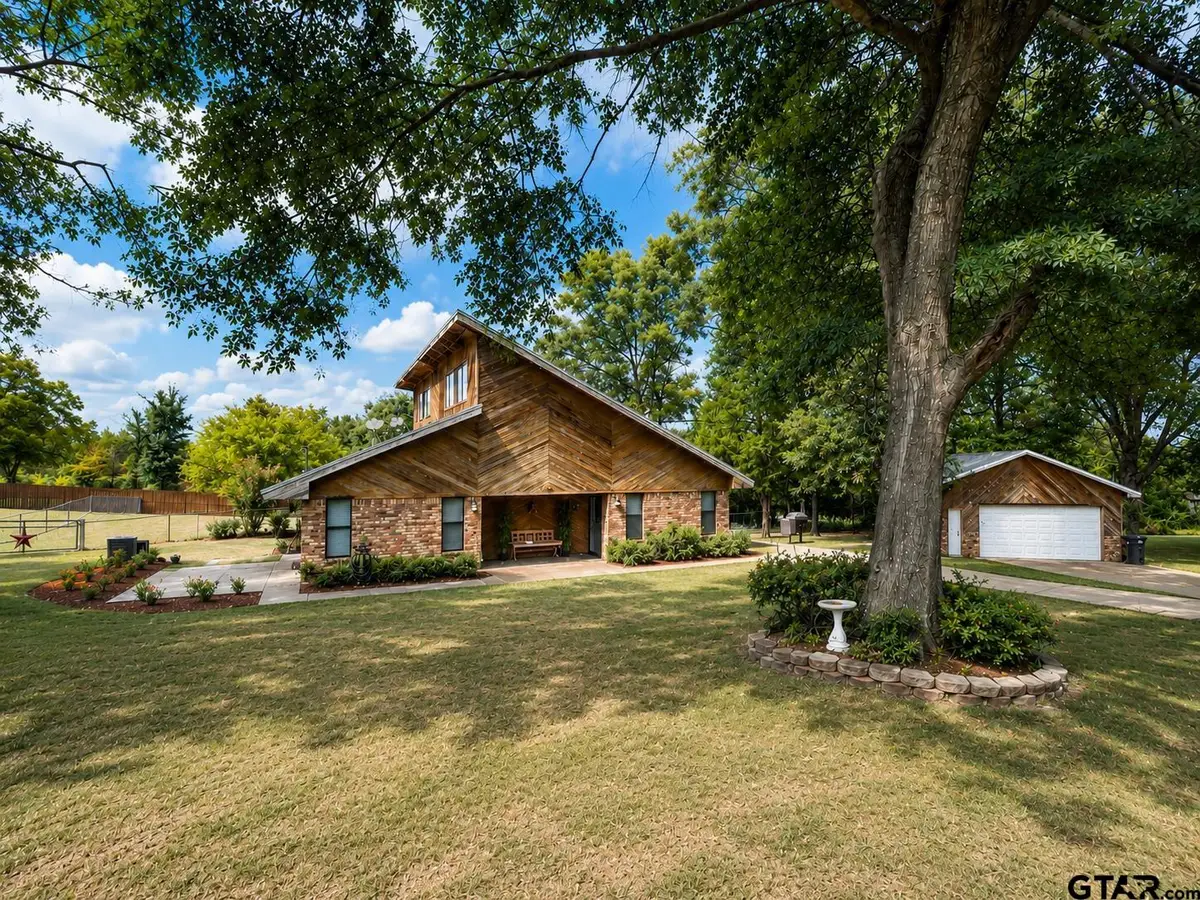 540 Post Oak St, Overton, TX 75684 - #1