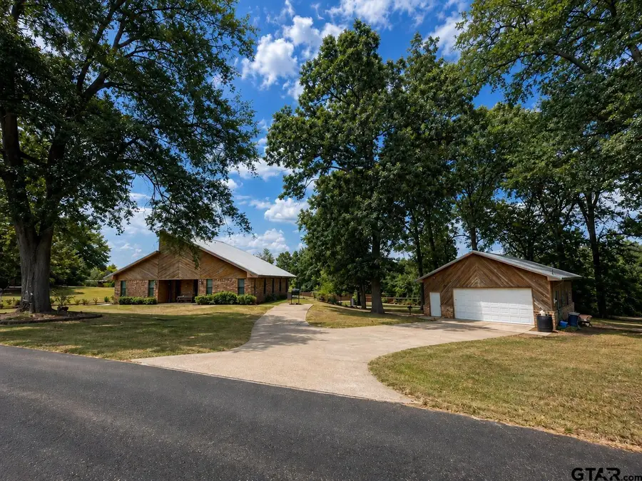 540 Post Oak St, Overton, TX 75684 - #2