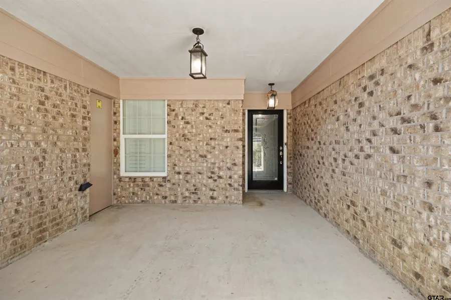 829 An County Road 403, Palestine, TX 75803 - #2