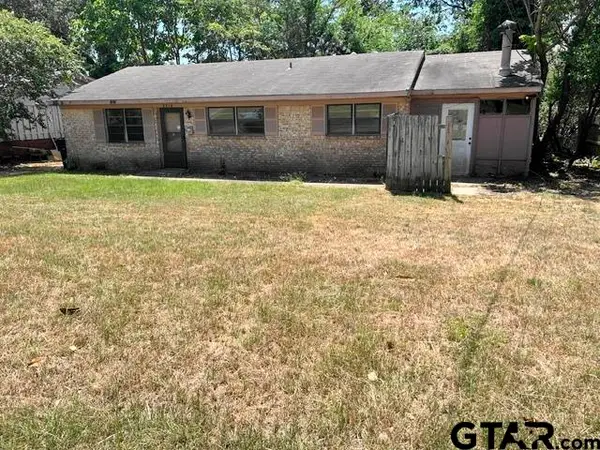 3318 Lee St, Tyler, TX 75702