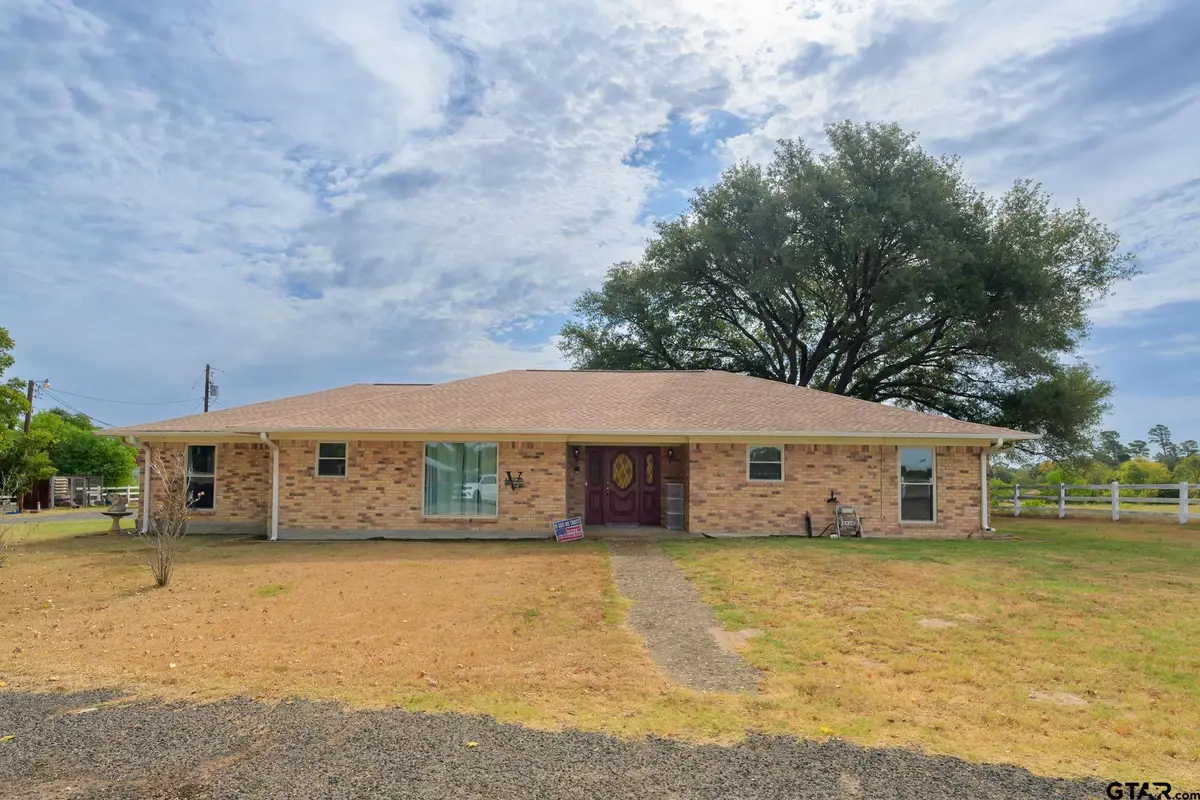1303 W Loop 564, Mineola, TX 75773 - #1