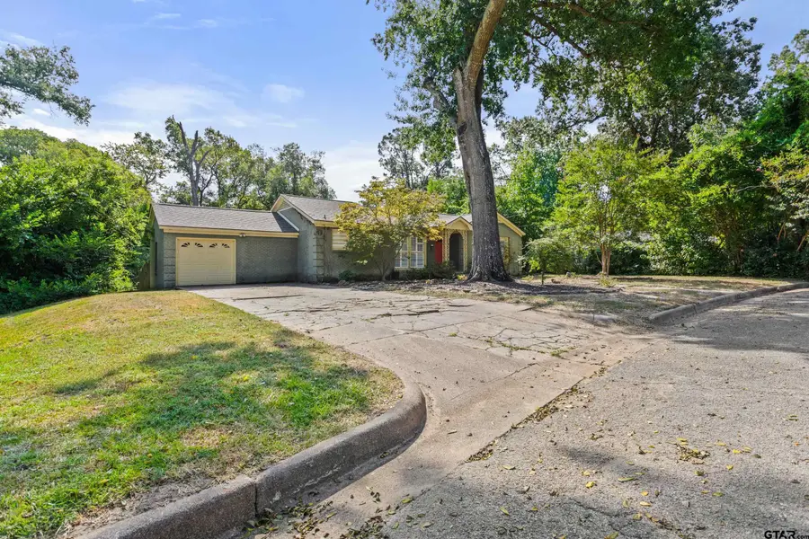 1738 Sampson Drive, Tyler, TX 75701 - #3