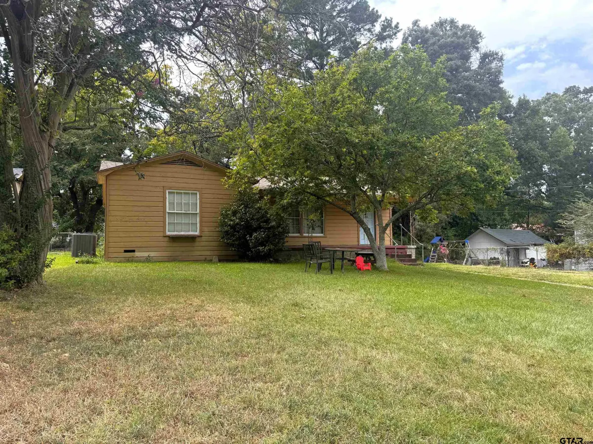 405 Margaret Dr., Mount Pleasant, TX 75455 - #1
