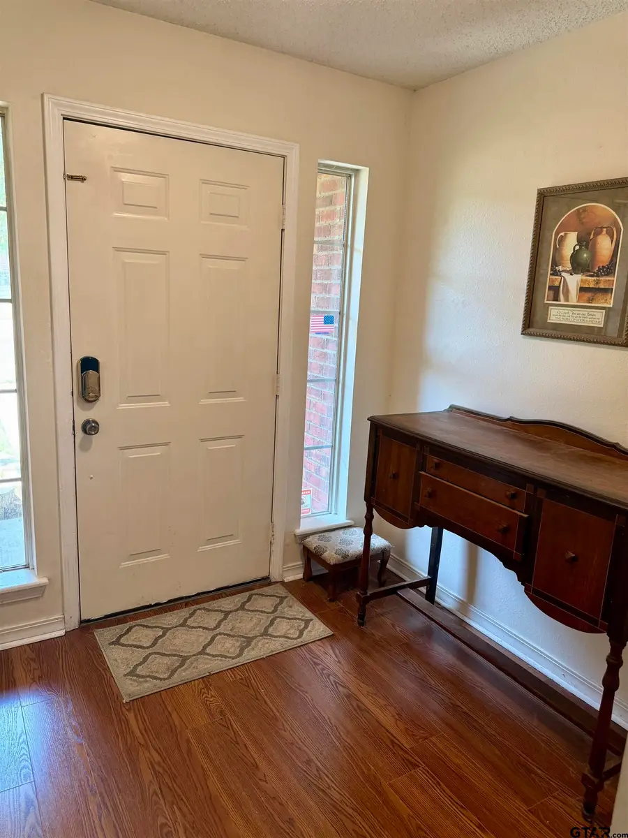 502 Park Place, Marshall, TX 75672 - #3