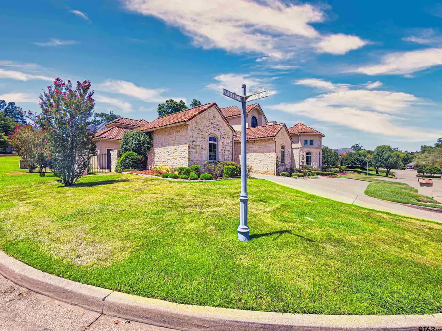 7105 Walden Dr, Tyler, TX 75703 - #2