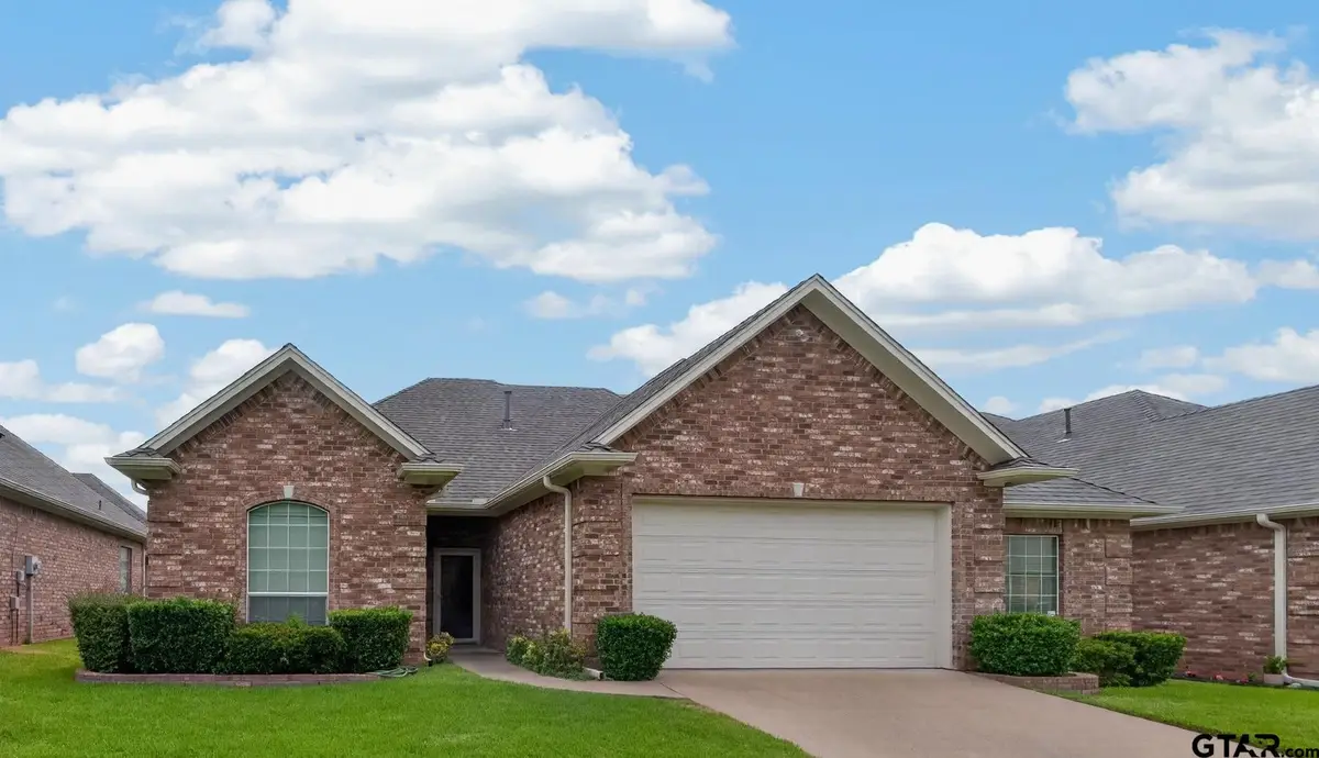 2322 Homestead Ln, Tyler, TX 75701 - #1