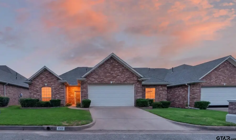2322 Homestead Ln, Tyler, TX 75701 - #2