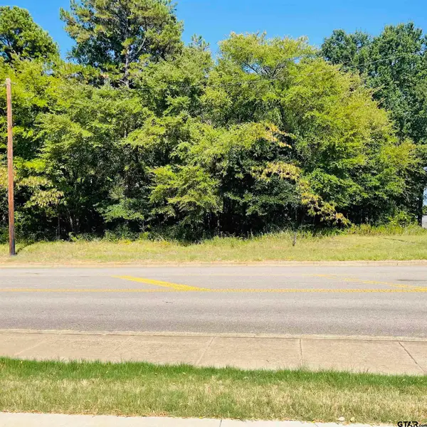 1729 Moseley, Tyler, TX 75701