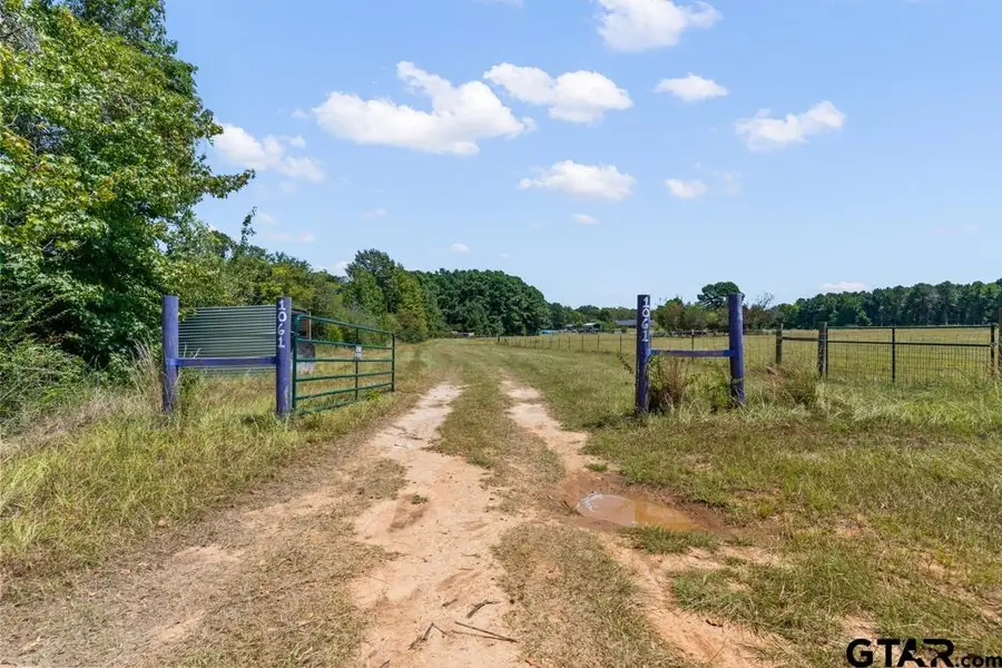 1061 Waldron Ferry, Hallsville, TX 75650 - #3