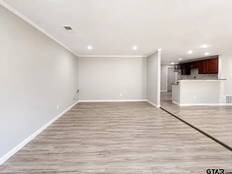 2200 Glenview Ave, Tyler, TX 75701 - #3