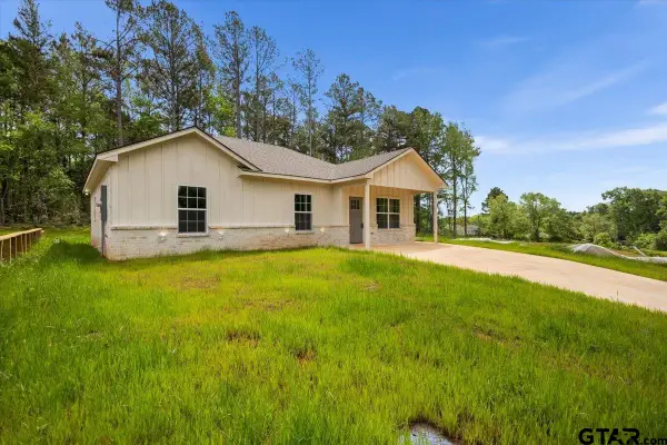 812 Grant St., Jacksonville, TX 75766