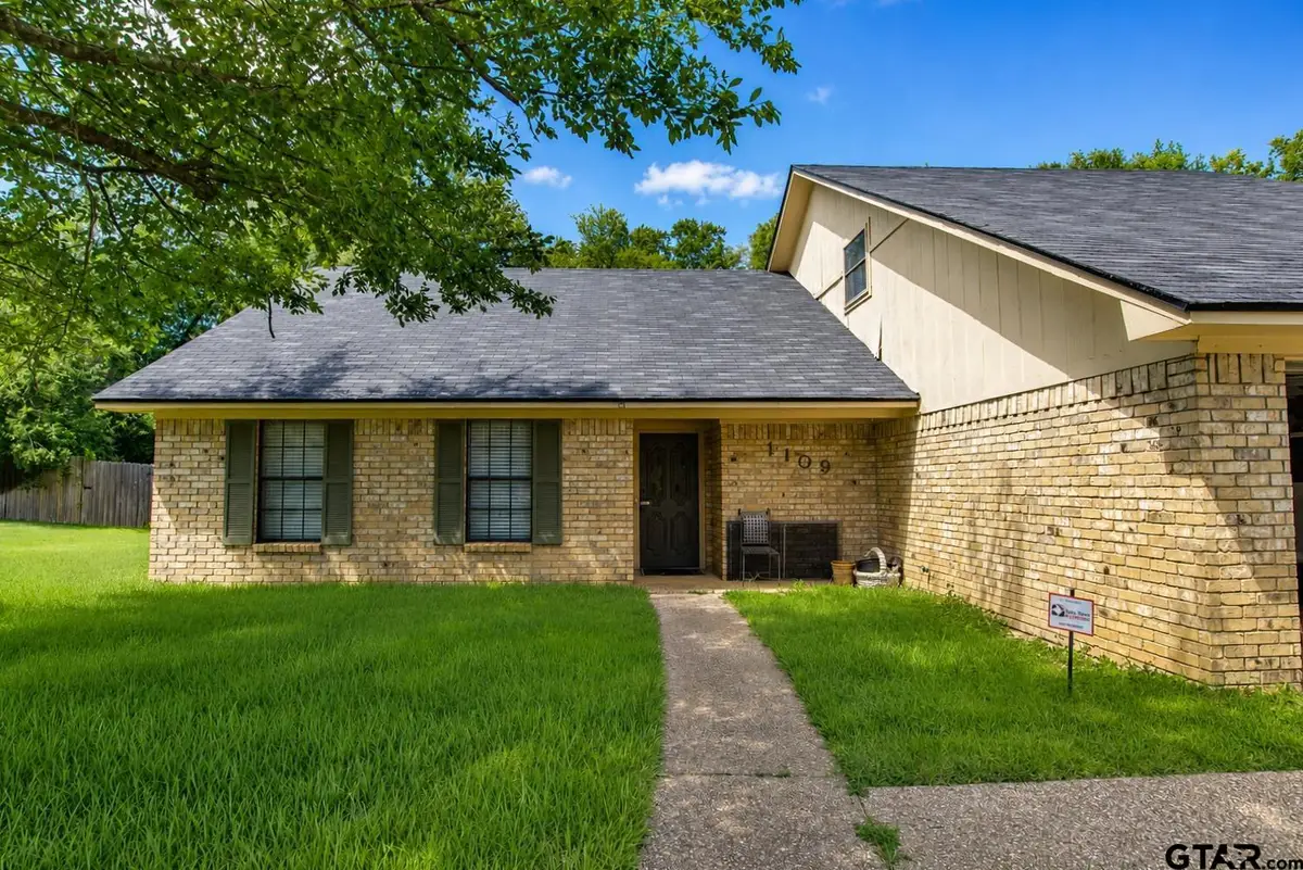 1109 Larkspur Ln, Tyler, TX 75703 - #1