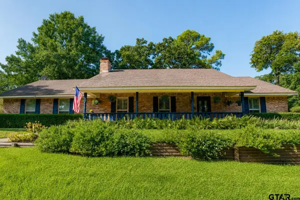 10843 Harvest Wood Dr, Tyler, TX 75703