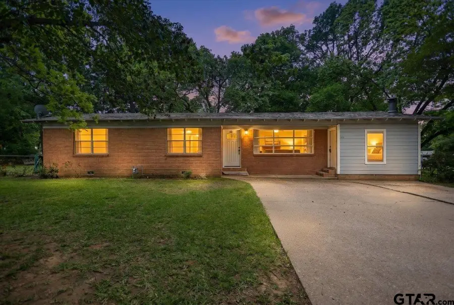 672 Diane St., Tyler, TX 75708 - #2