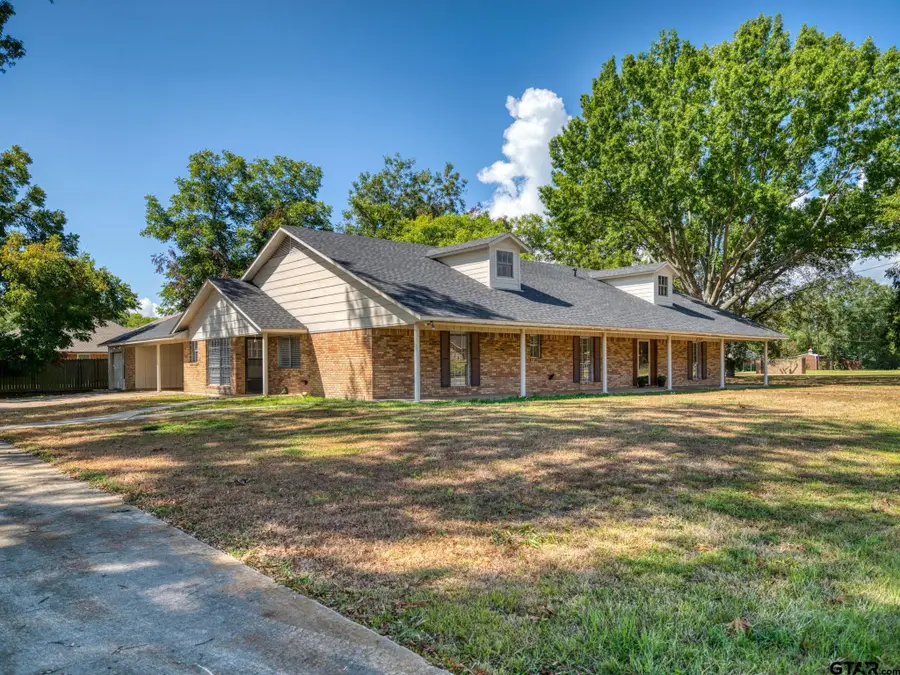 514 Charmwood Dr, Chandler, TX 75758 - #2
