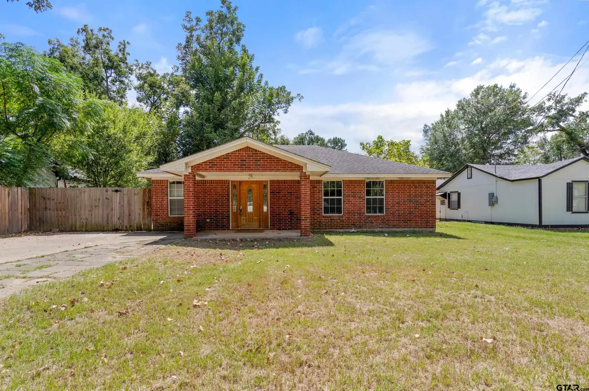 306 1/2 Jordan St, Tyler, TX 75702 - #1