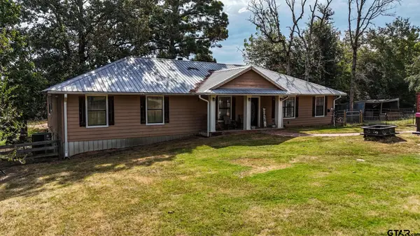 3861 S State Highway 75, Centerville, TX 75833