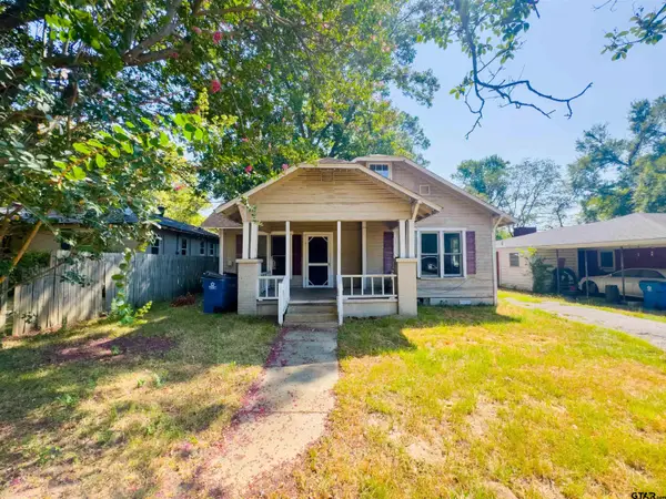 705 S Walnut, Winnsboro, TX 75494