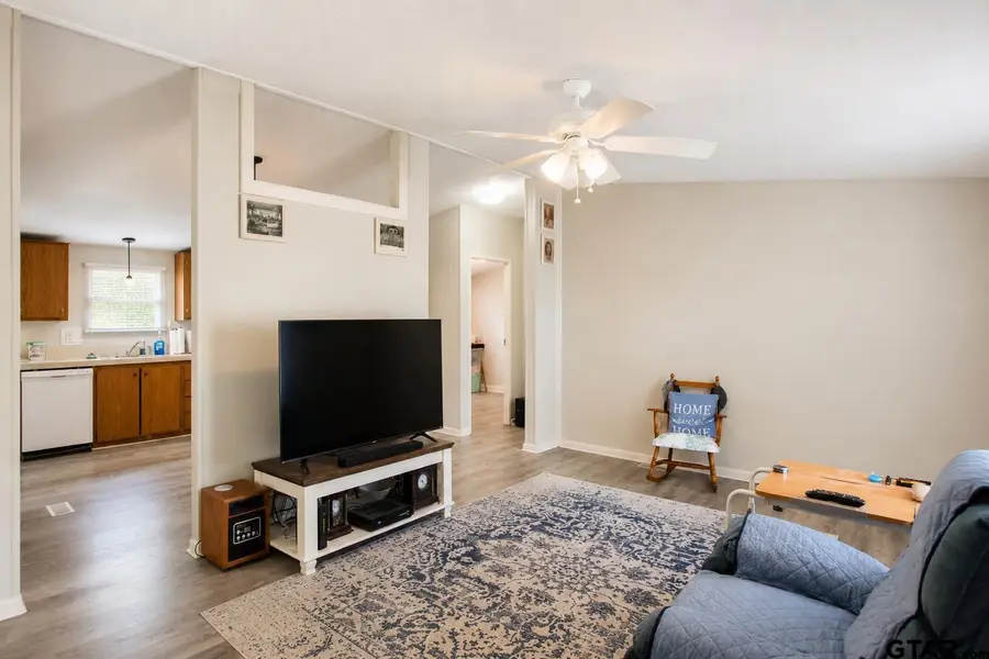 1000 Westwood Dr, Chandler, TX 75758 - #3