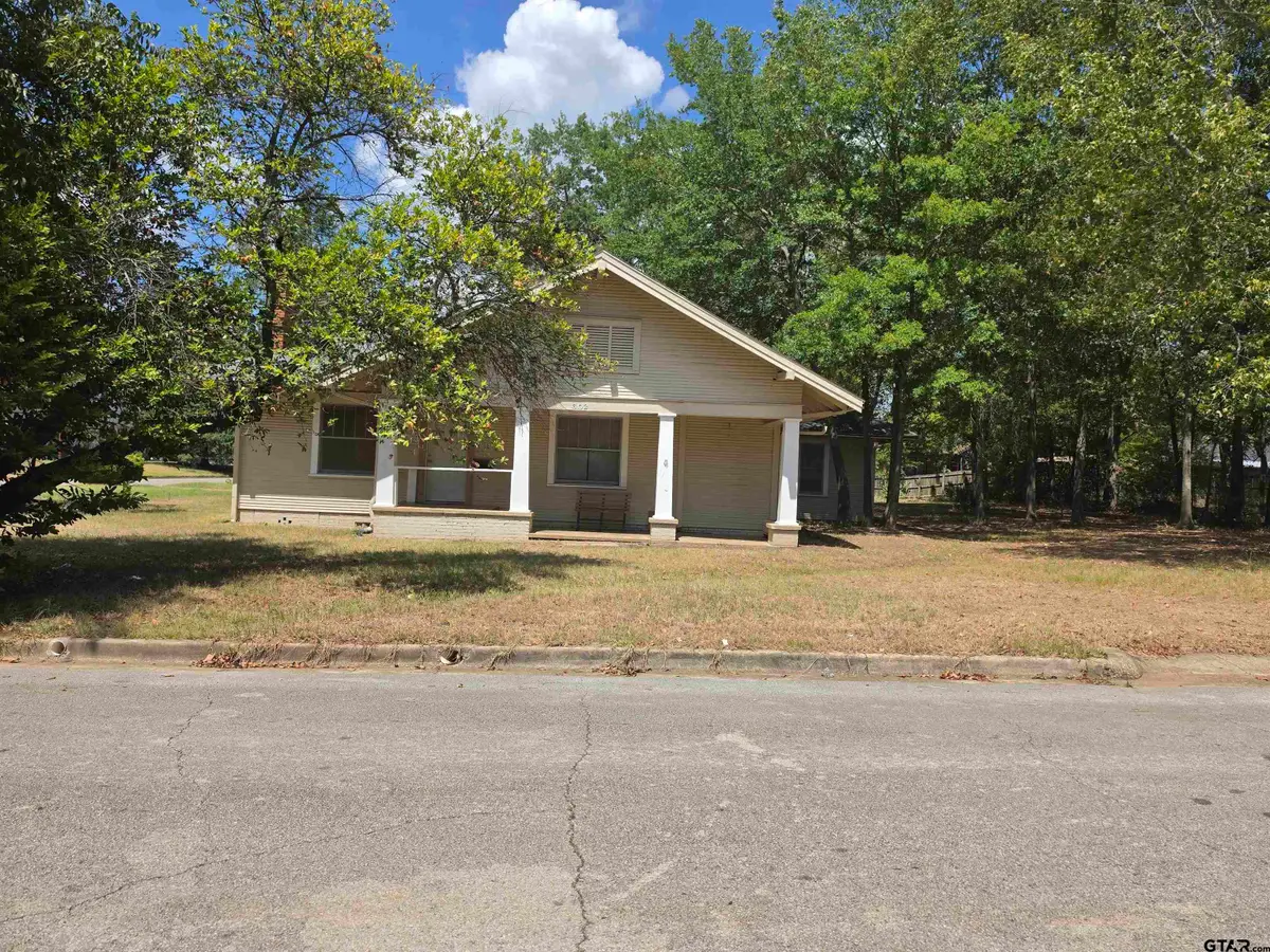 602 Dallas St, Jacksonville, TX 75766 - #1