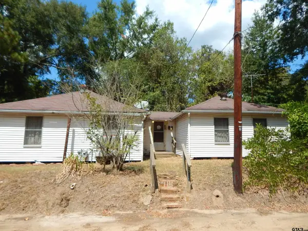 715 Clark St, Gilmer, TX 75644