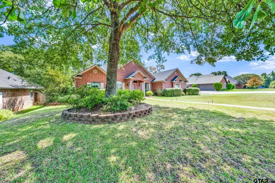 3808 Clarkway Place, Longview, TX 75605 - #3