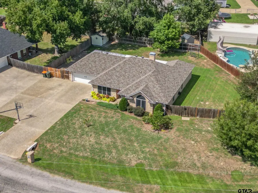 509 Limerick St, Tyler, TX 75703 - #2