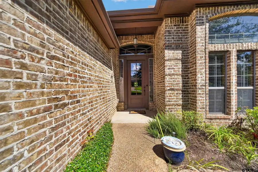 511 Southcreek, Chandler, TX 75758 - #3