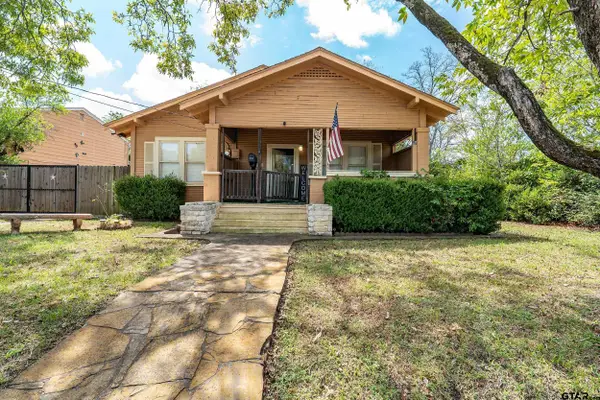 717 Adams St, Jacksonville, TX 75766