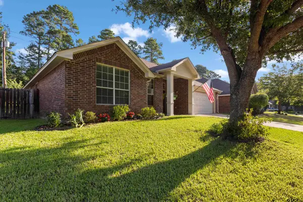 621 Winding Brook Lane, Tyler, TX 75703