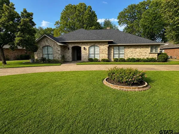 5908 Plantation Dr., Tyler, TX 75703