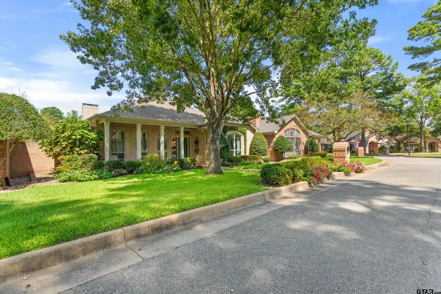 1116 Oak Garden Circle, Tyler, TX 75703 - #3