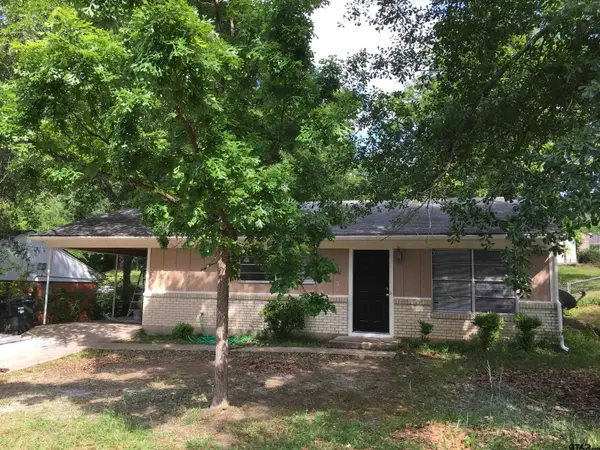 2011 Lee St, Tyler, TX 75702