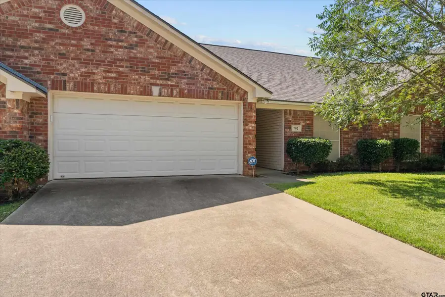 5401 Hollytree Dr. Unit 702, Tyler, TX 75703 - #2