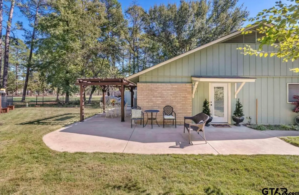 202 Pine Tree 3a, Holly Lake Ranch, TX 75765 - #1