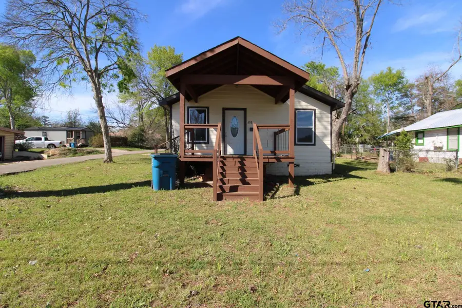 638 Travis St, Jacksonville, TX 75766 - #3