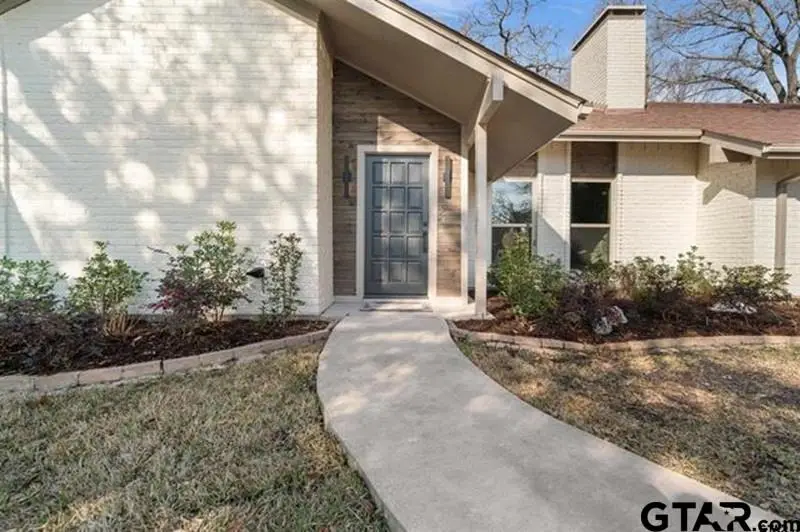 3829 Cloverdale, Tyler, TX 75701 - #1