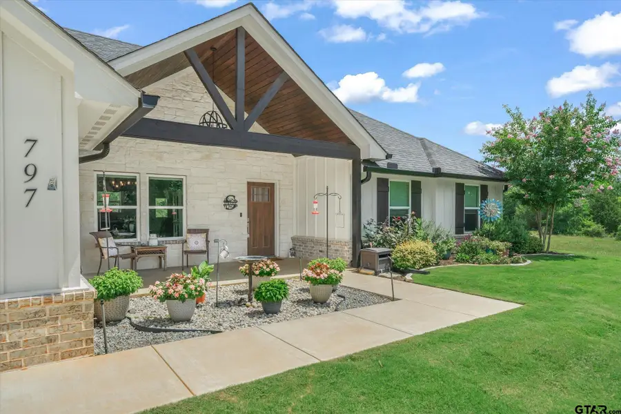797 Oklahoma St, Van, TX 75790 - #3